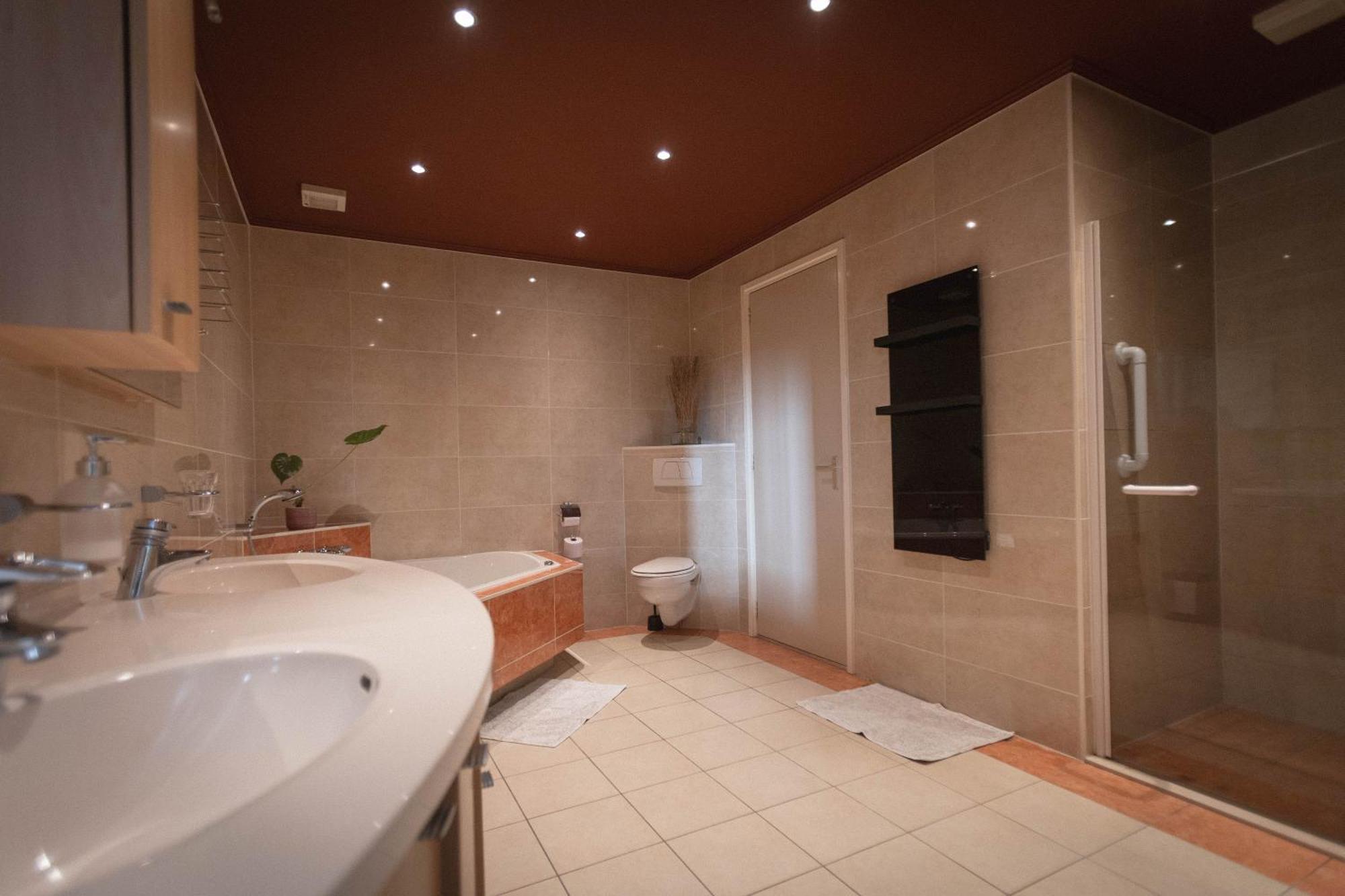 Boukje Har Bed En Brochje Bed & Breakfast Burgum Dış mekan fotoğraf